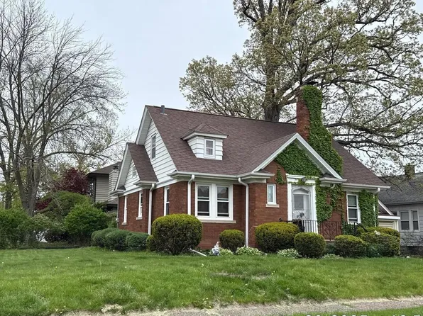 2905 13th Ave, Moline, IL 61265