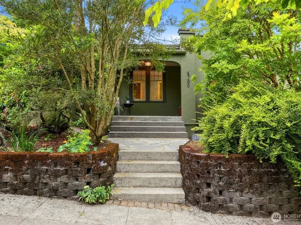 4755 39th Avenue S, Seattle, WA 98118