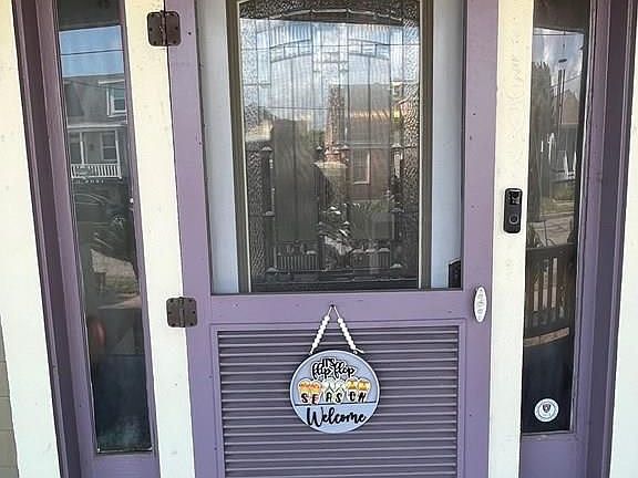 3rd image of 1609 Avenue O