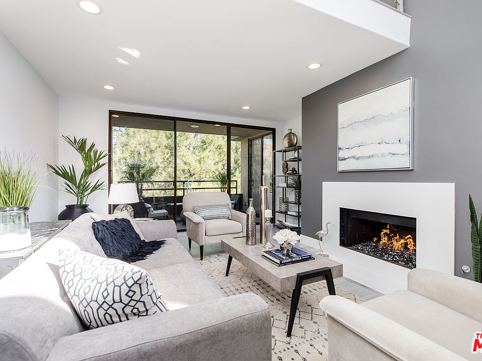 1st image of 4702 Park Encino Ln Unit 326
