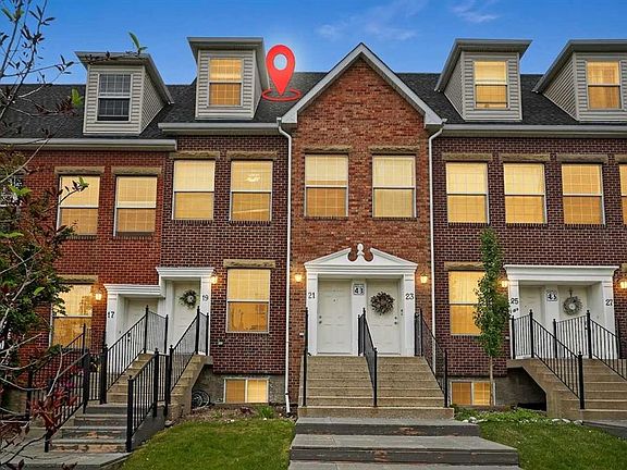 2nd image of 43 NW Springborough Blvd SW #21