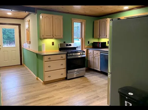 90 Mount Mica Rd, South Paris, ME 04281