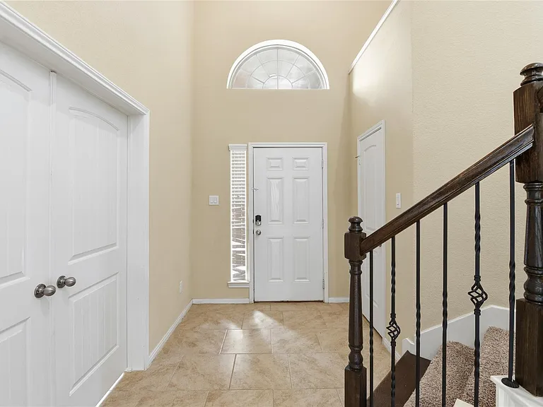 23207 Verita Ct — Photo 5