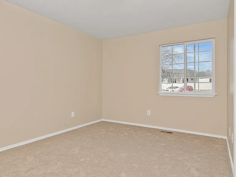 1671 E Kamay Ct — Photo 6