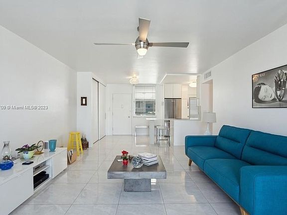 4th image of 1776 James Ave APT 4D