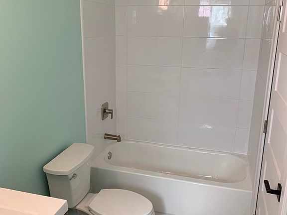 4th image of 4545 36th St Unit B