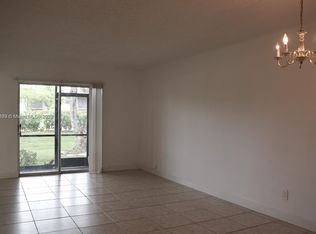 10489 NW 8th St #101, Hollywood, FL 33026