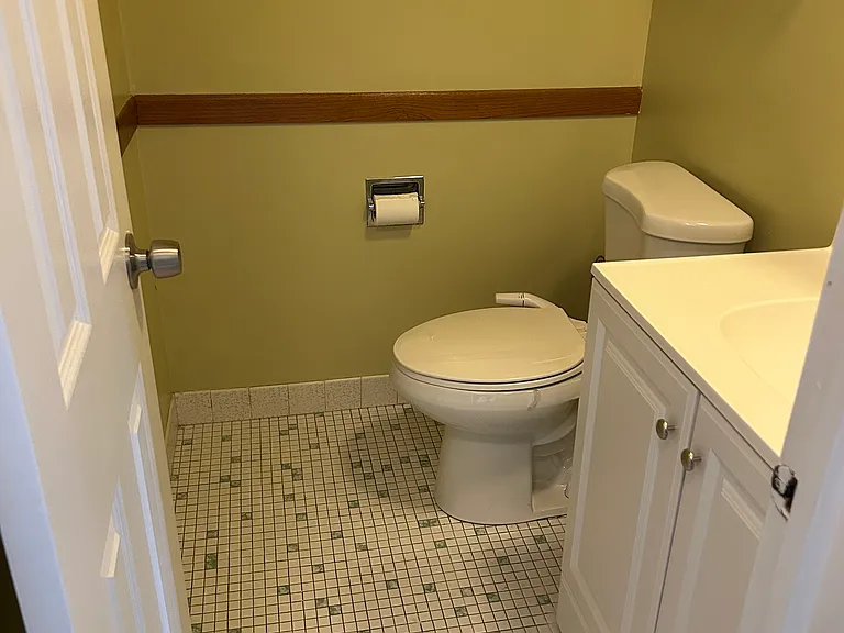 254 E Bailey Rd — Photo 7