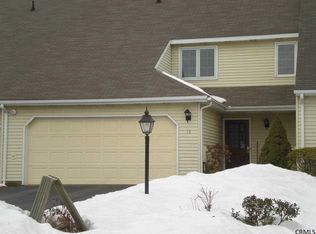 13 York Rd, Glenmont, NY 12077