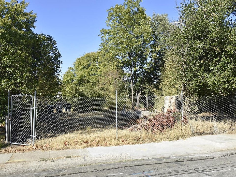 1st image of 6201 2nd Ave