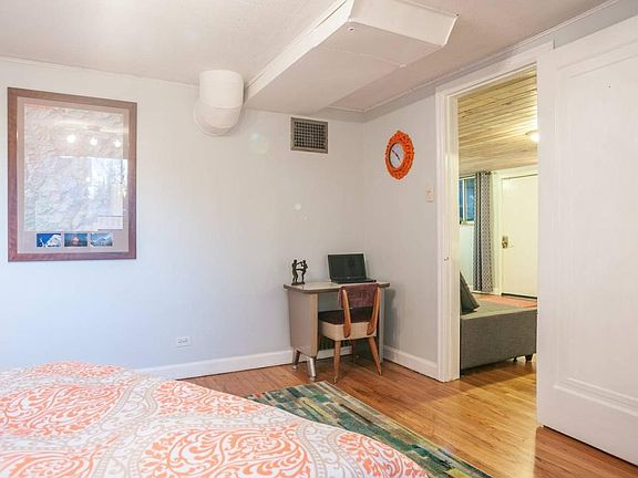 4th image of 2936 N Josephine St