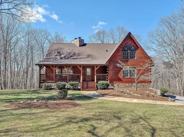 942 Vista Pkwy, Hardy, VA 24101