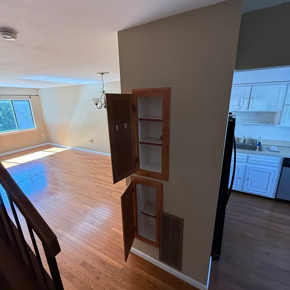 2 bed, 1.5 bath, 1600 sqft, $2,600 — Photo 4