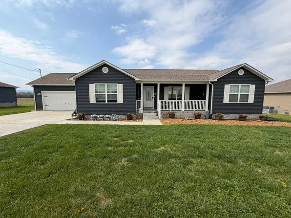 605 Strawberry Dr, Winchester, TN 37398