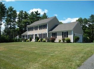 13 Harvest Cir, Wareham, MA 02571