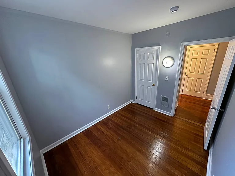 309 East Ave — Photo 18