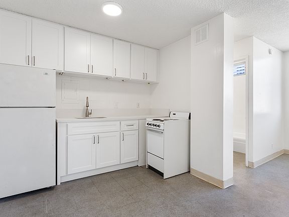 3rd image of 727 Pumehana St #306