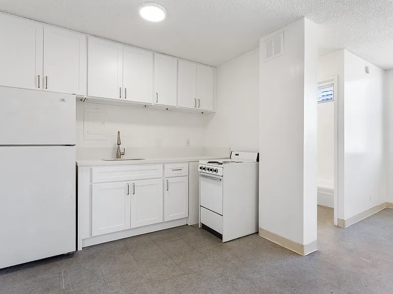 727 Pumehana St #306 — Photo 2