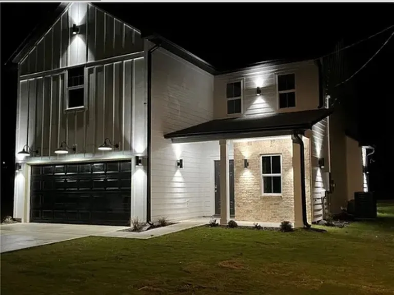 Lily Dr — Photo 21