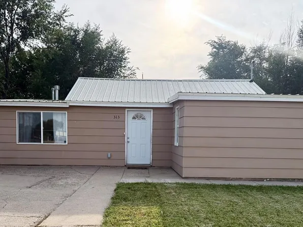 313 N 1st St, Lamar, CO 81052