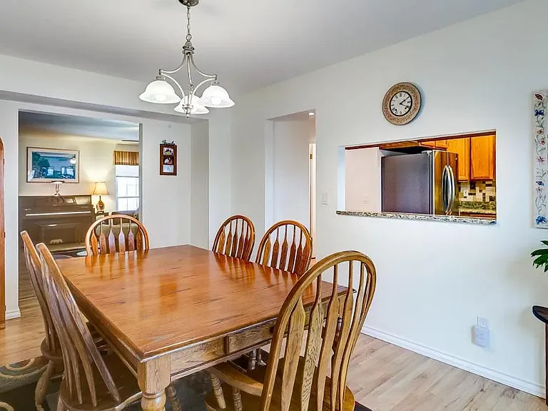 1535 Bradley Dr — Photo 11
