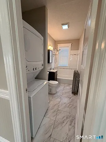 370 Maple Ave — Photo 12