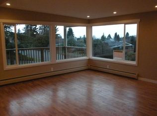 1032 Glen St, Edmonds, WA 98020