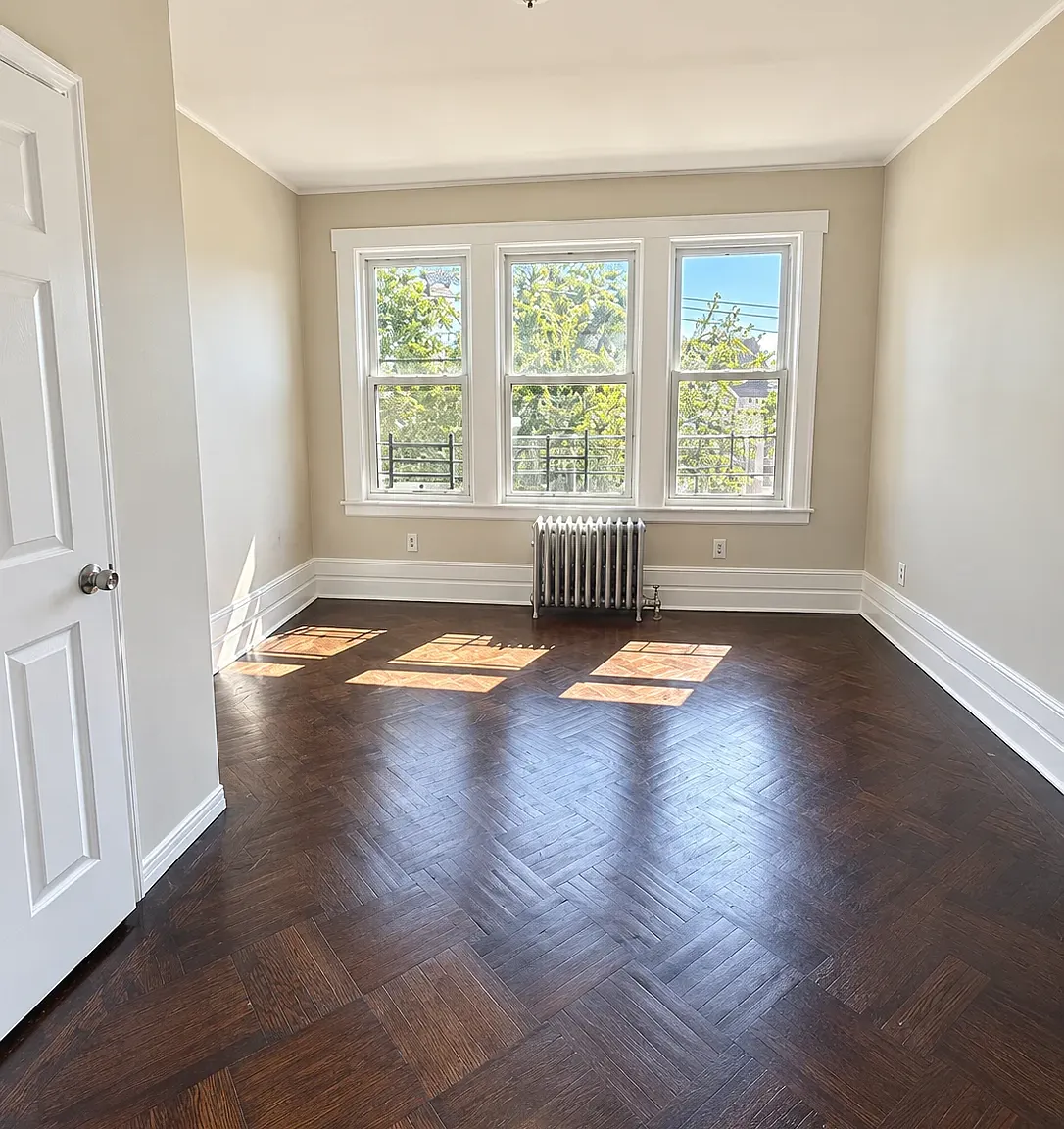 2 bed, 650 sqft, $1,850 — Photo 3