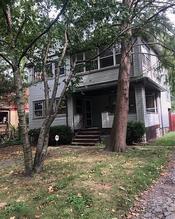 2nd image of 1319 W 111th St