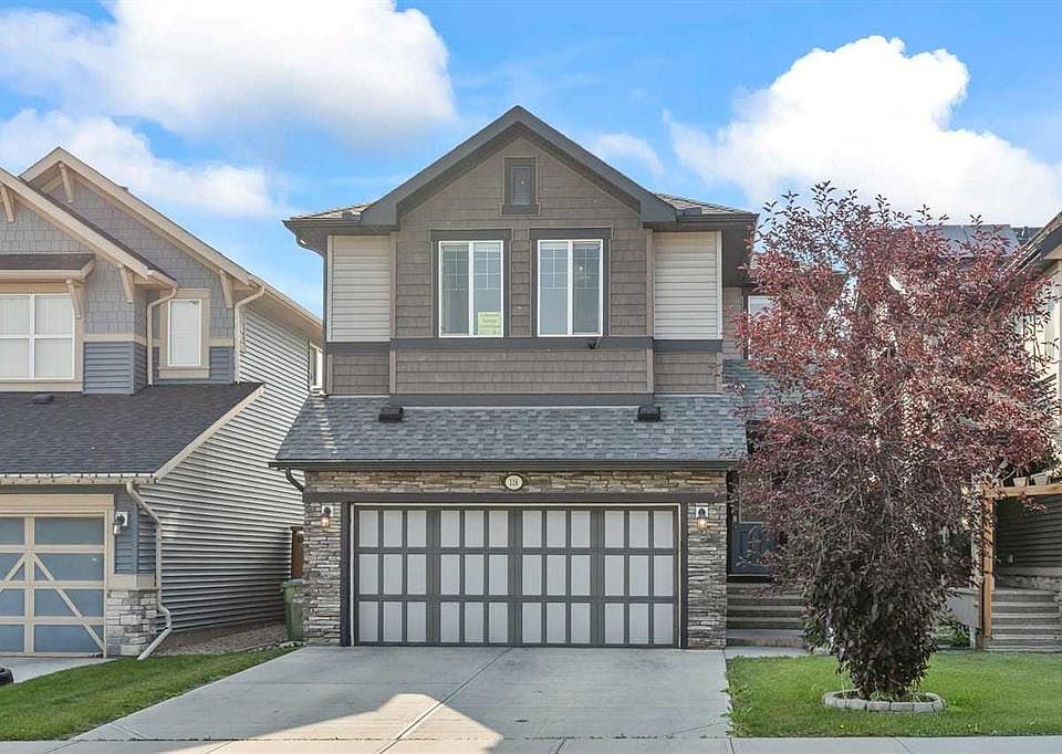 1st image of 116 E Kingsbury Close SE