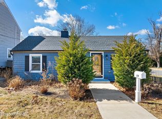 34 Forrest Ave, Rumson, NJ 07760