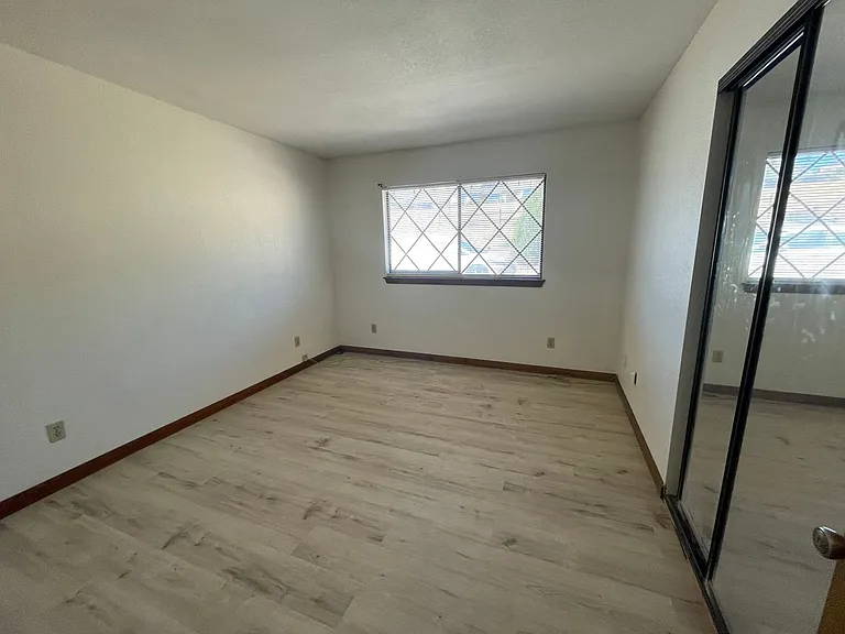 17343 Buckthorn Ave — Photo 6