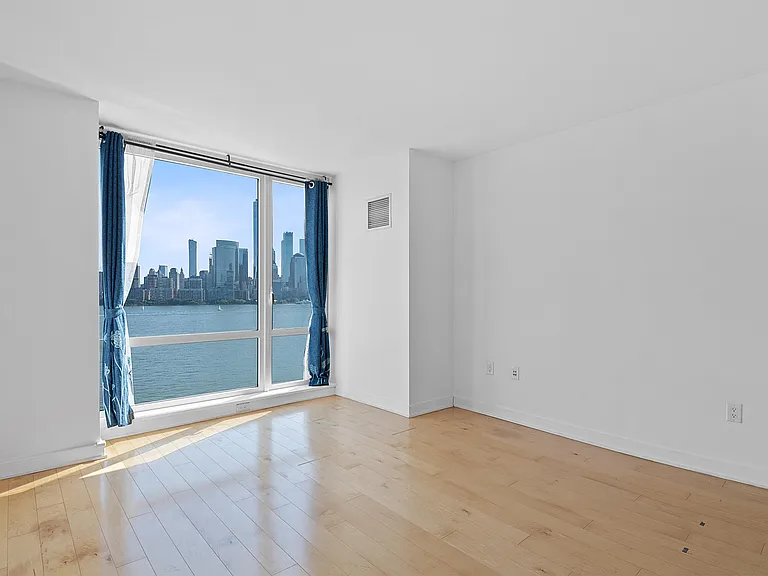 2 2nd St #1103 — Photo 13