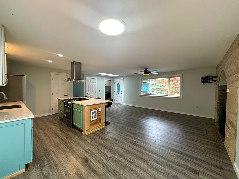 3265 NE McWilliams Rd — Photo 9