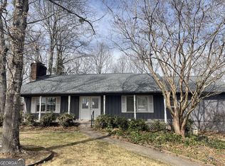 3039 Manor Rdg, Gainesville, GA 30506