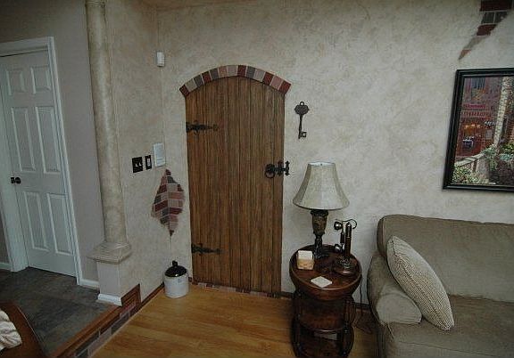 4th image of 6213 Secret Hollow Ln