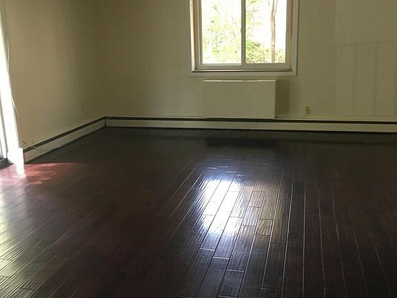 5th image of 267 Linwood Ave APT 6A