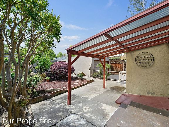 4th image of 2254 Oberlin St