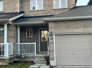 10 Southwoods Cres #10, Barrie, ON L4N9P8