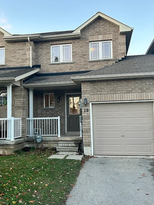 10 Southwoods Cres #10 photo 1