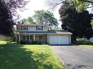 1021 W 107th St, Minneapolis, MN 55431