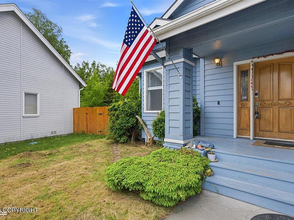 1st image of 2416 Brook Hill Cir