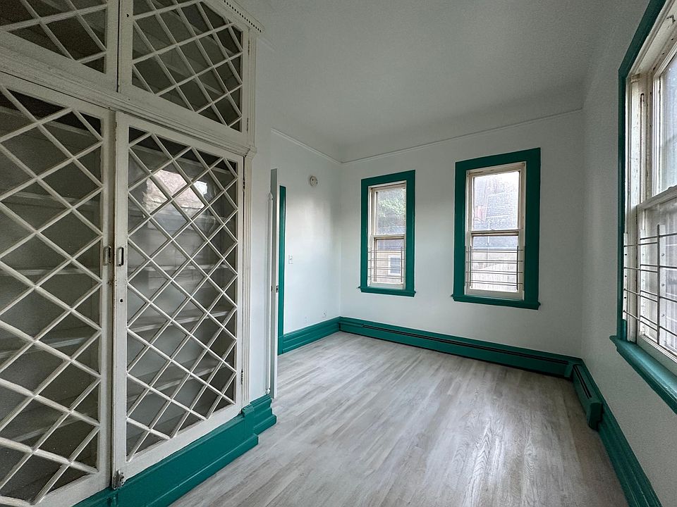 1st image of 203 Grand St APT 2