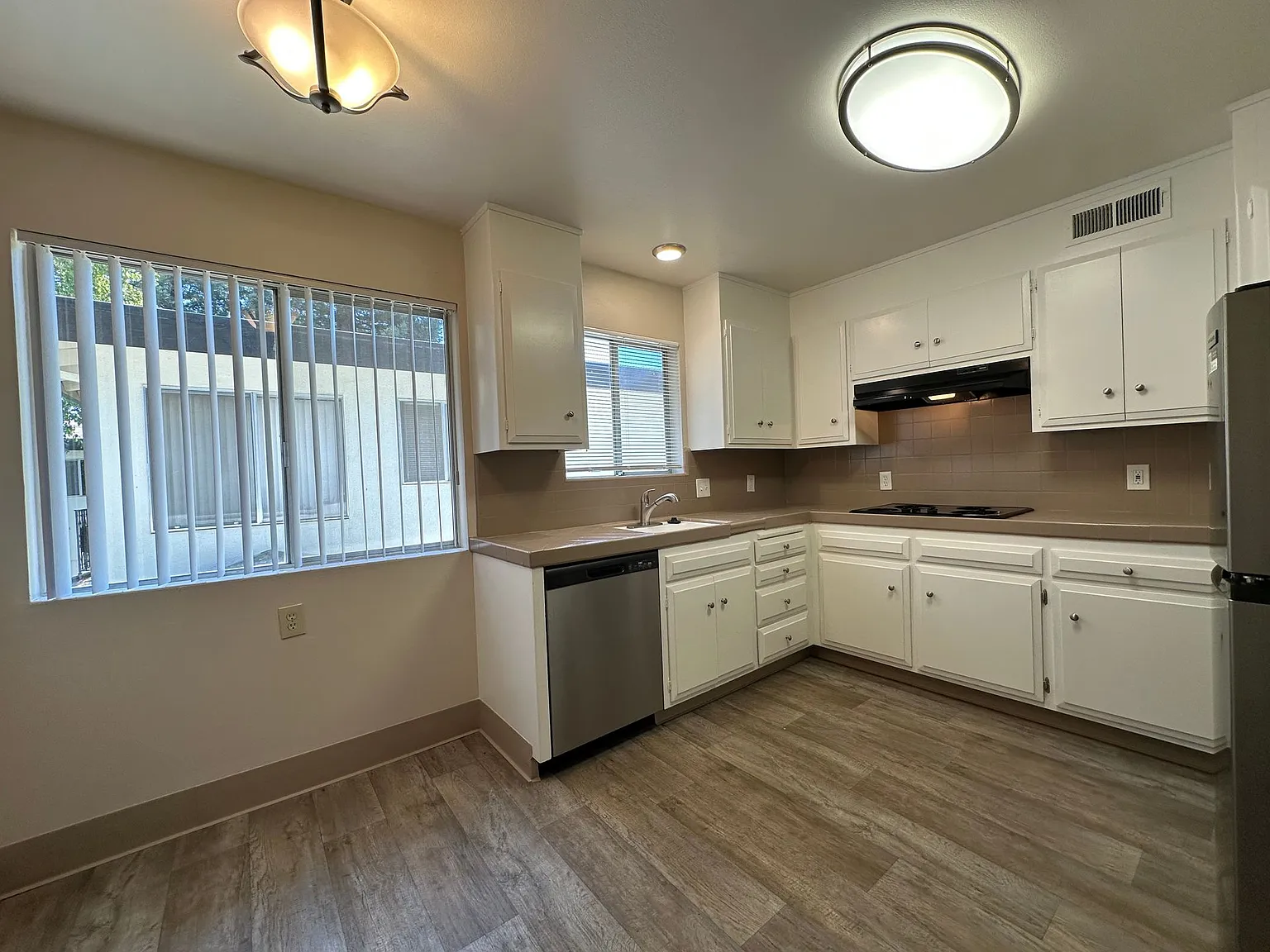 Riverdale Apartment Homes - Built Spacious, Beautiful Inside and Out! — Photo 4