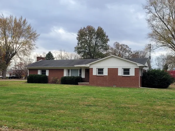 1551 W James Dr, Crawfordsville, IN 47933