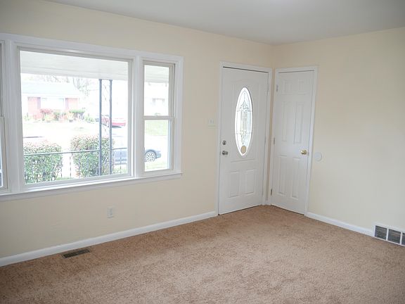 5th image of 520 Kildare Ct