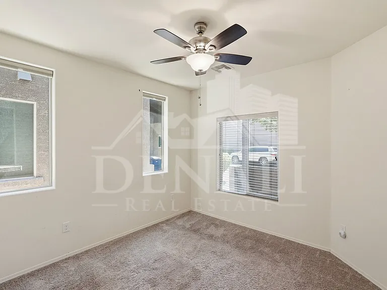 4162 N Thurston Ln #100 — Photo 19