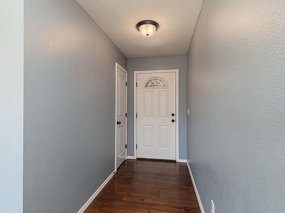 4th image of 1151 S Bordeaux Avenue