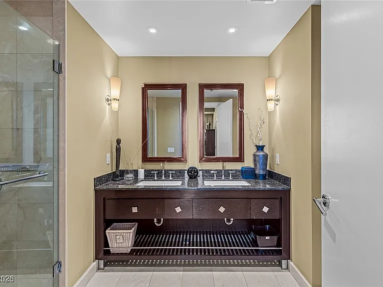2700 Las Vegas Blvd S #4304 — Photo 19