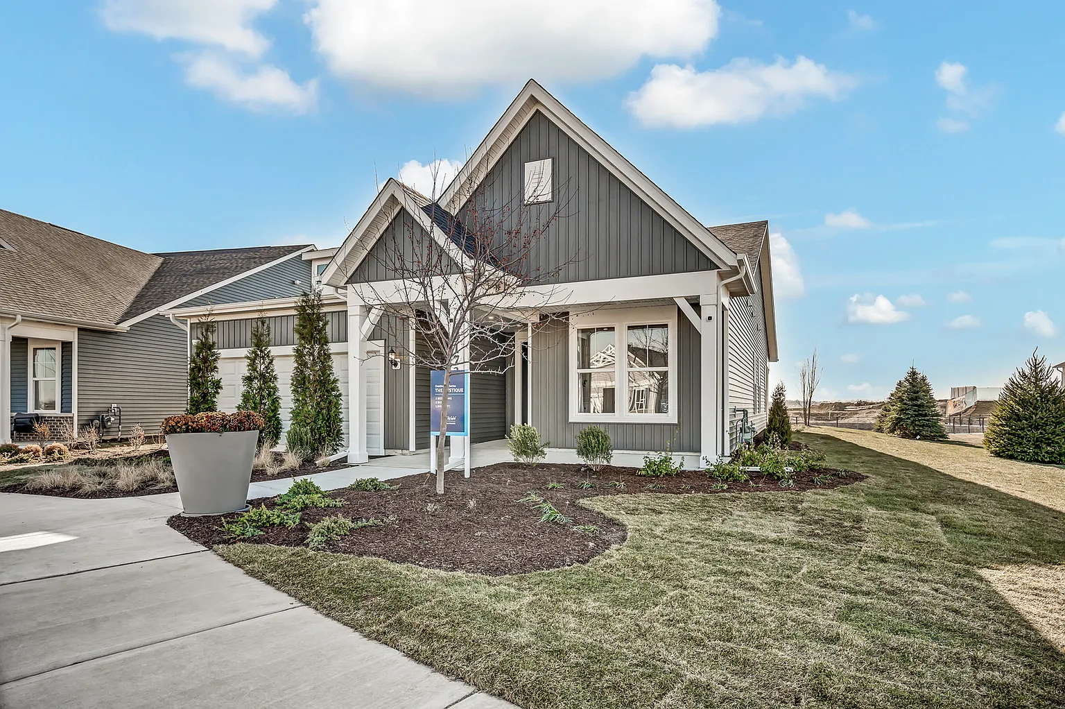 3109 Adelwood Cir photo 1